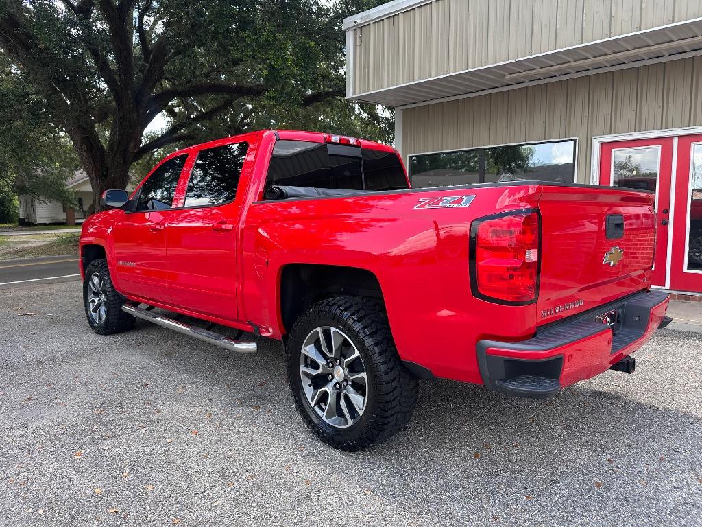 2017 Chevrolet Silverado - $26,900