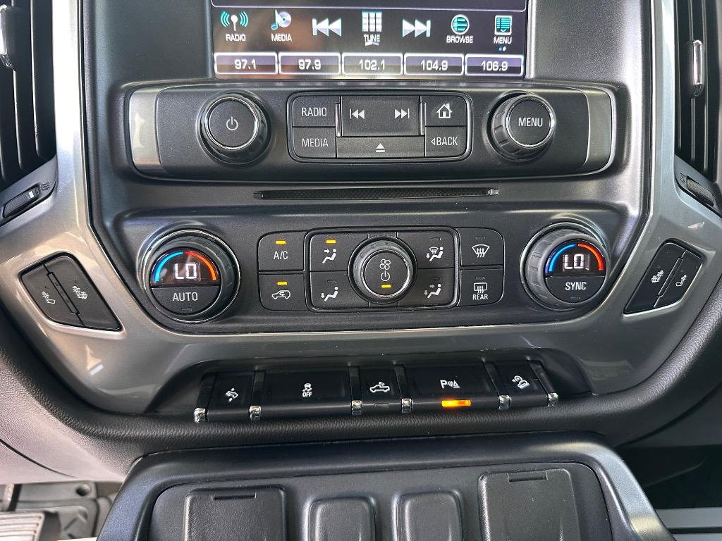 2017 Chevrolet Silverado - $26,900