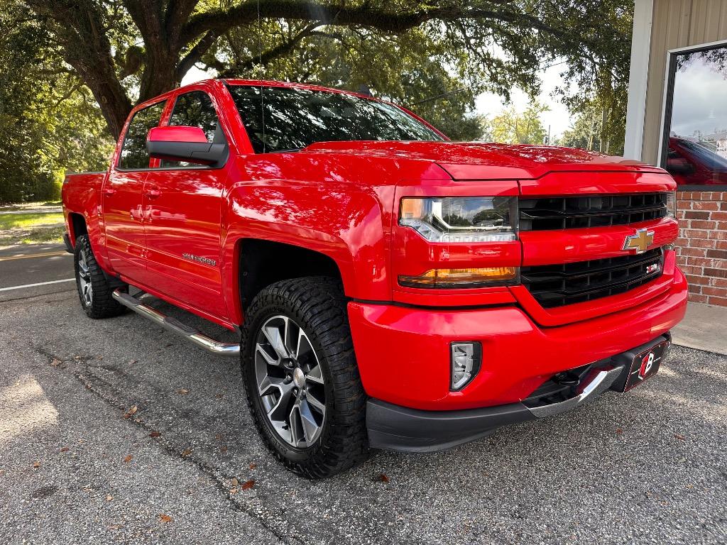 2017 Chevrolet Silverado - $26,900