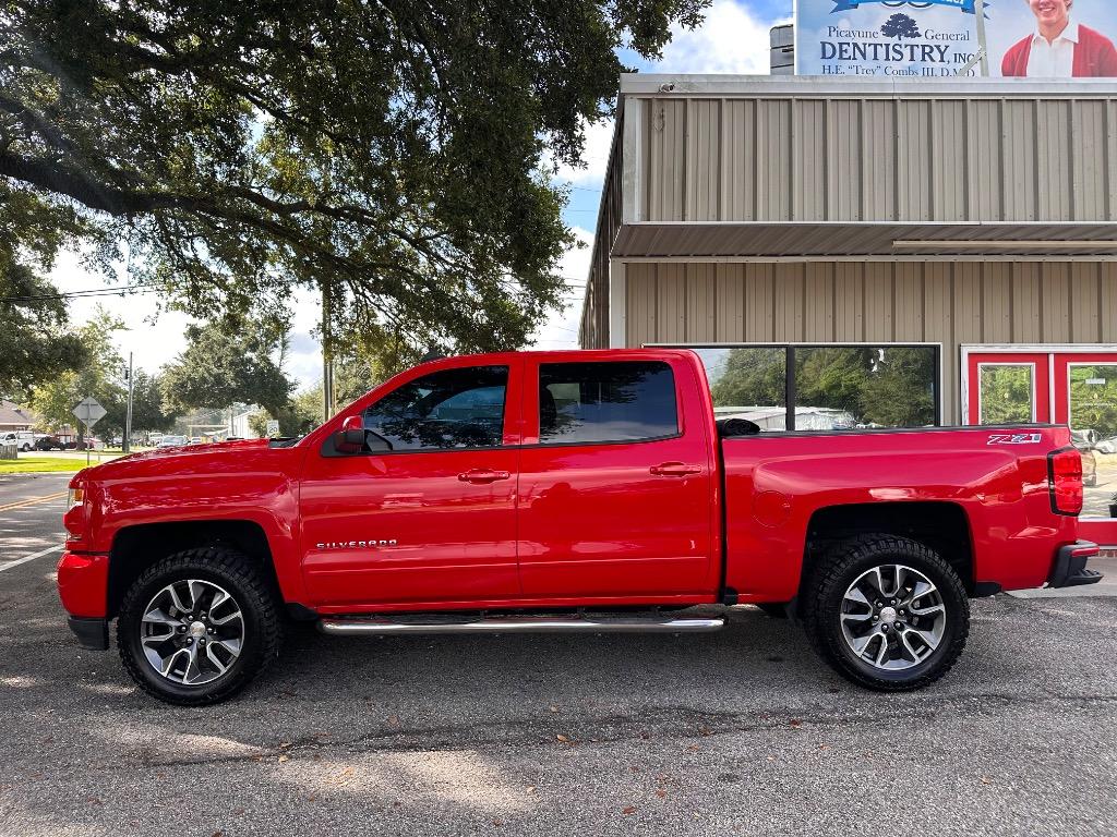 2017 Chevrolet Silverado - $26,900