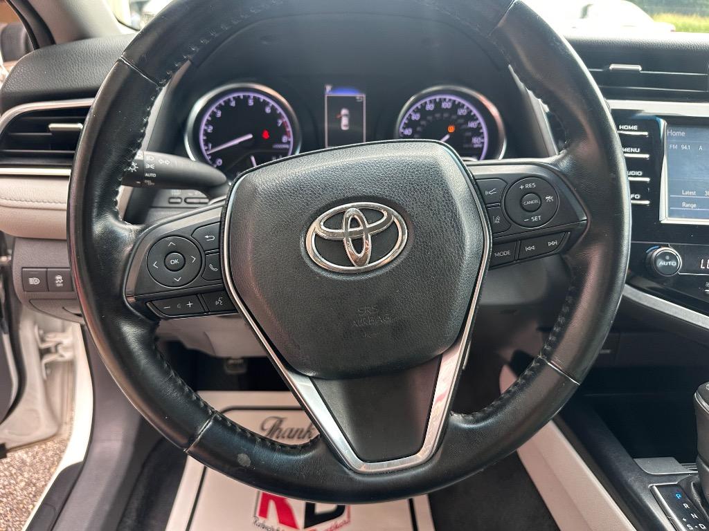 2018 Toyota Camry - $17,500
