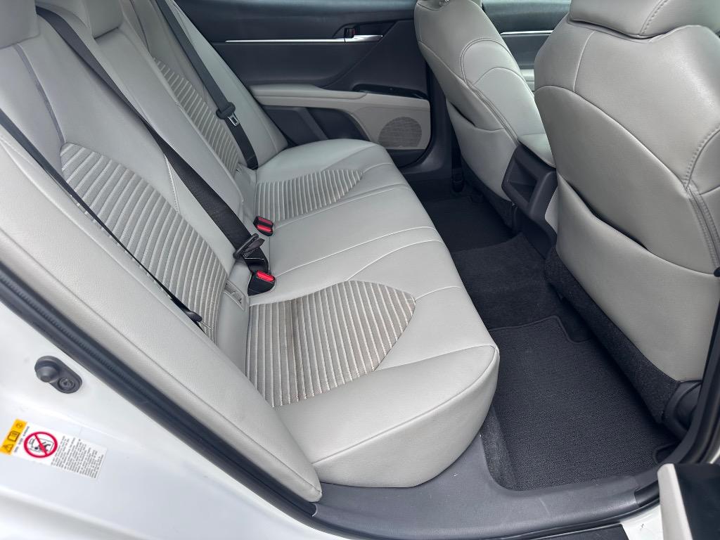 2018 Toyota Camry - $17,500
