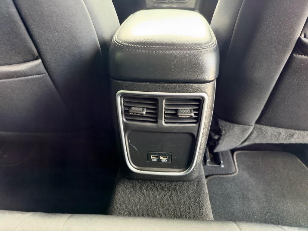 2022 Chrysler 300 - $20,500