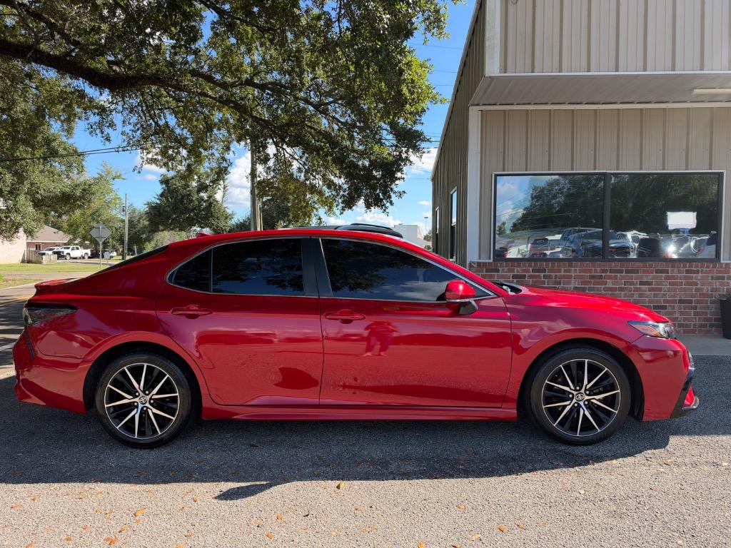 2023 Toyota Camry - $22,900
