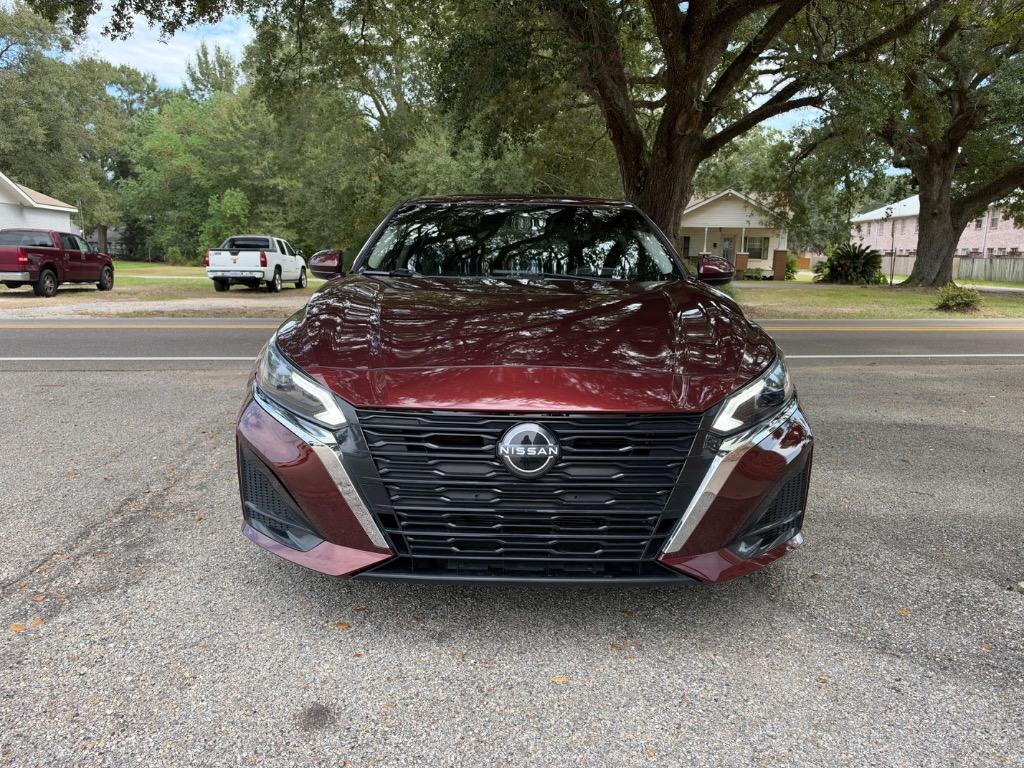 2023 Nissan Altima - $20,900
