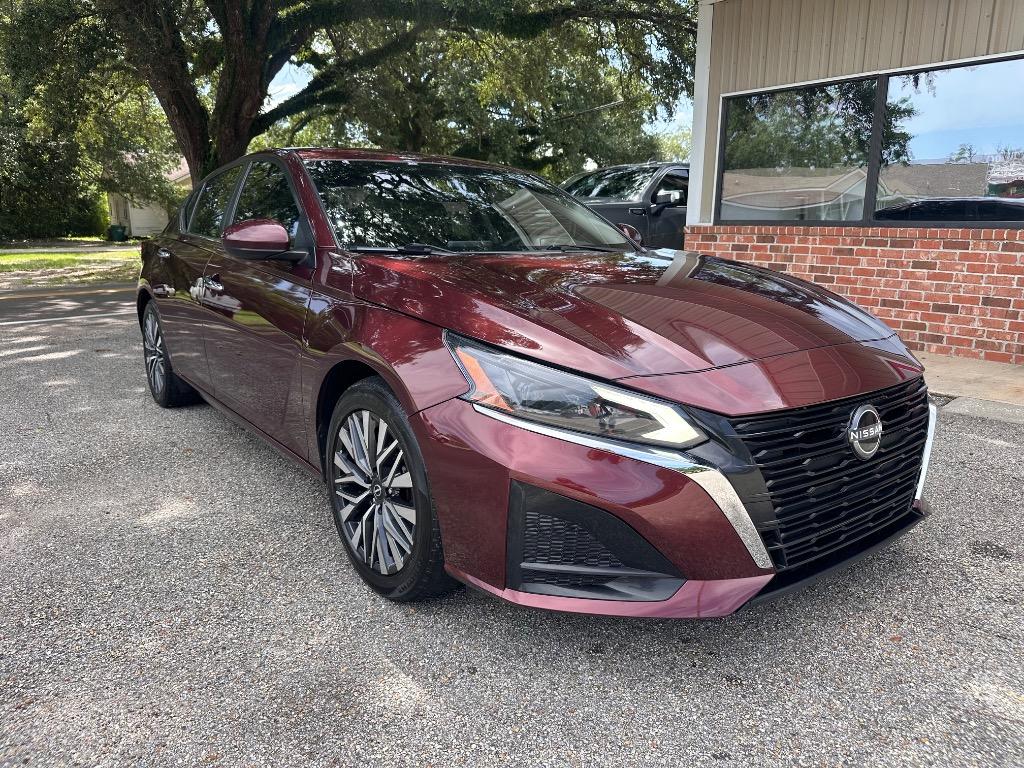 2023 Nissan Altima - $20,900