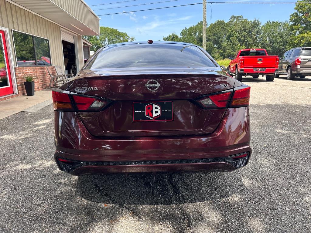2023 Nissan Altima - $20,900