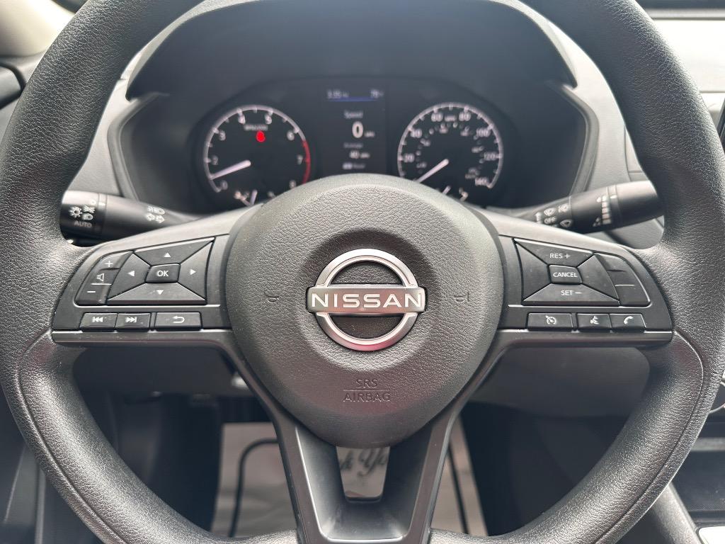 2023 Nissan Altima - $17,900