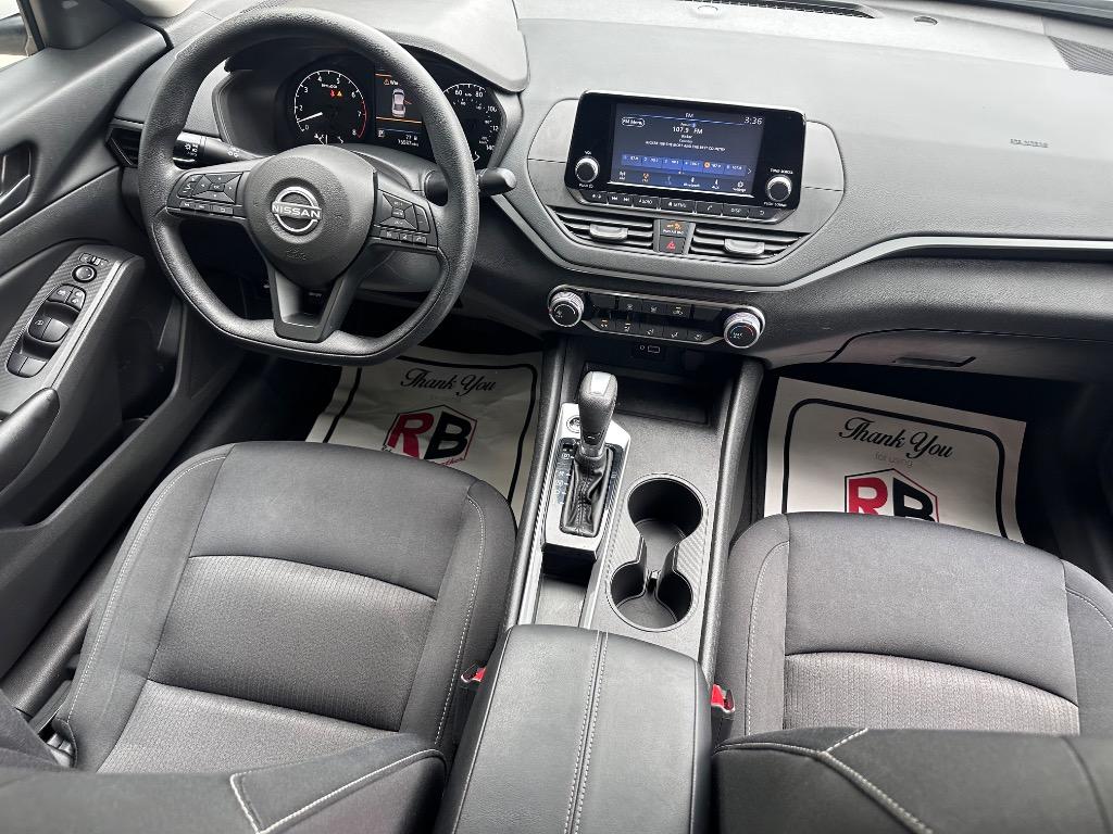 2023 Nissan Altima - $17,900