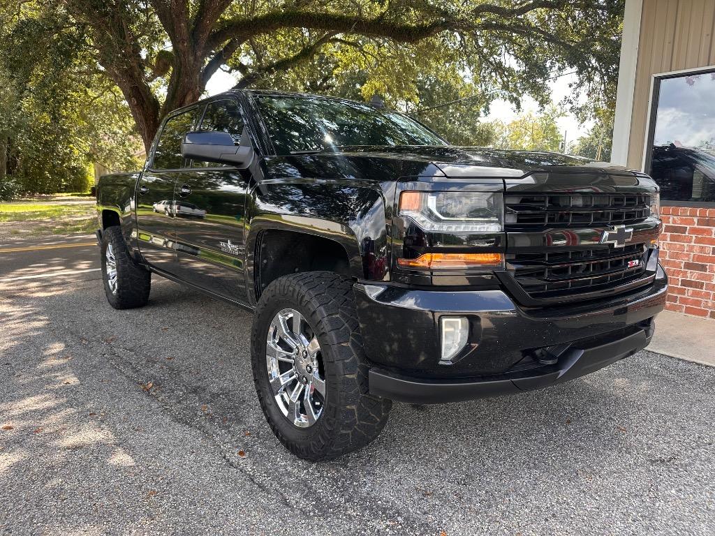 2018 Chevrolet Silverado - $26,700