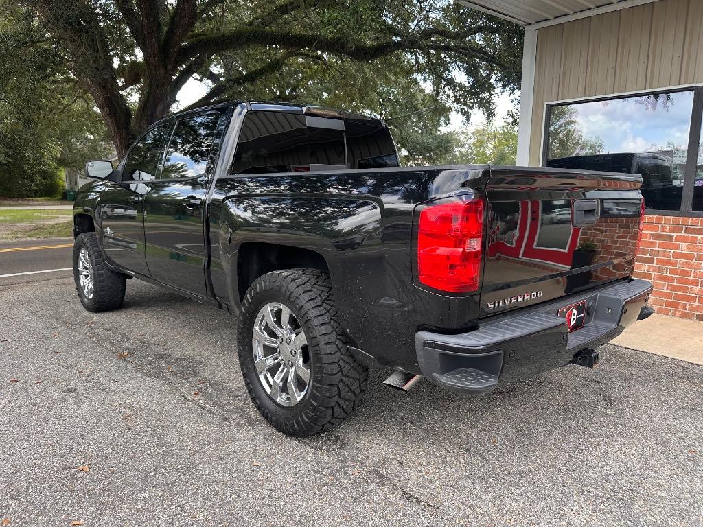 2018 Chevrolet Silverado - $26,700