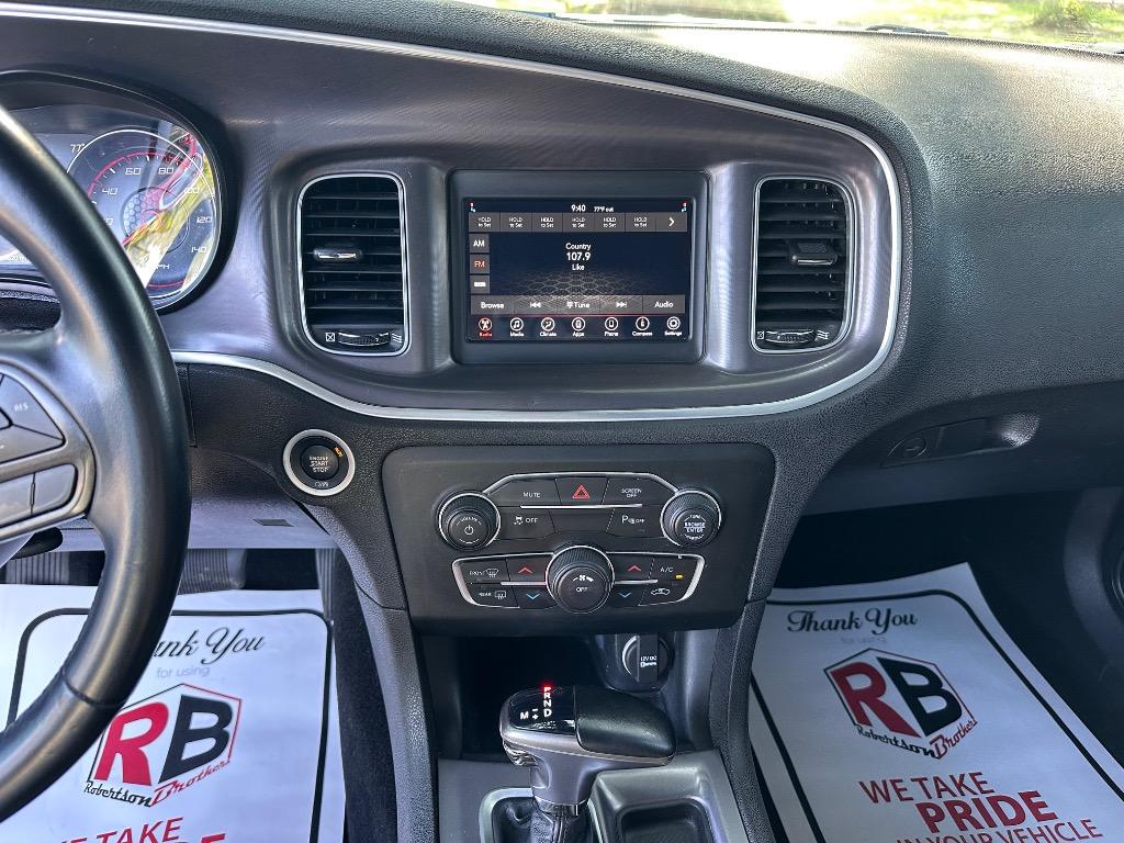 2020 Dodge Charger - $16,900