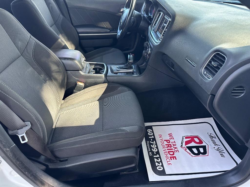 2020 Dodge Charger - $16,900