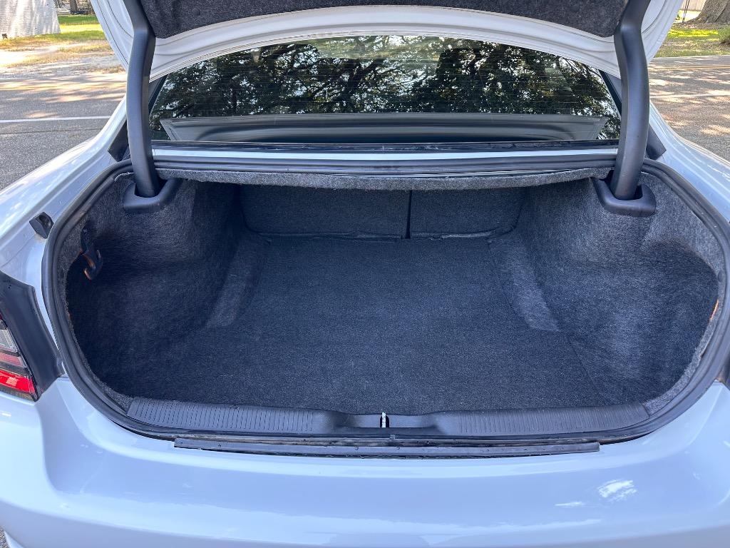2020 Dodge Charger - $16,900