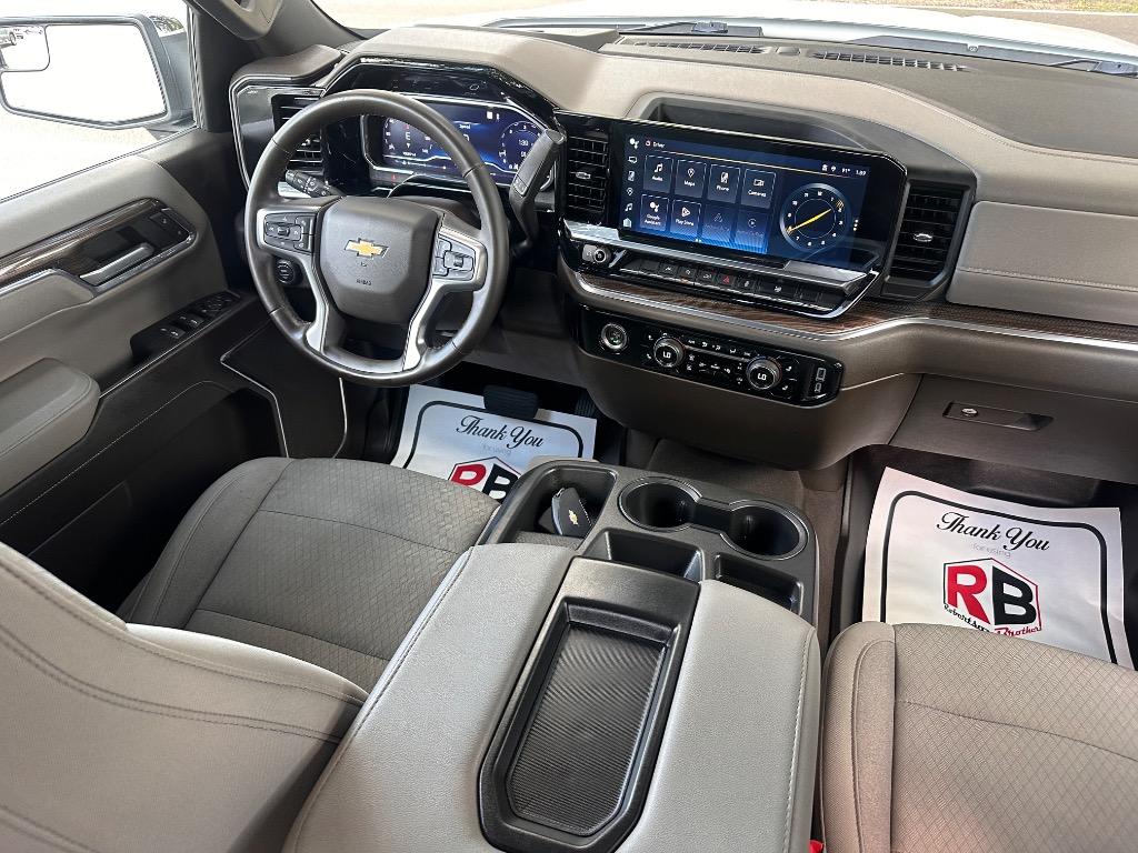 2023 Chevrolet Silverado - $31,850