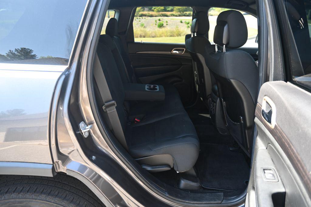 2014 Jeep Grand Cherokee Laredo photo