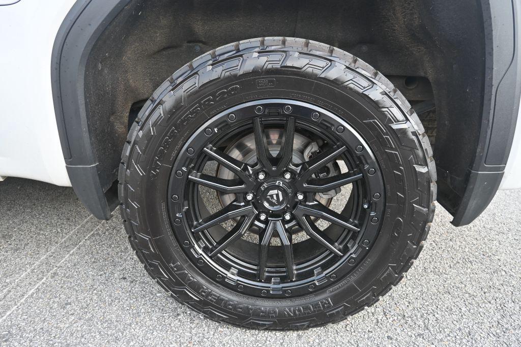 2022 GMC Sierra - $38,800