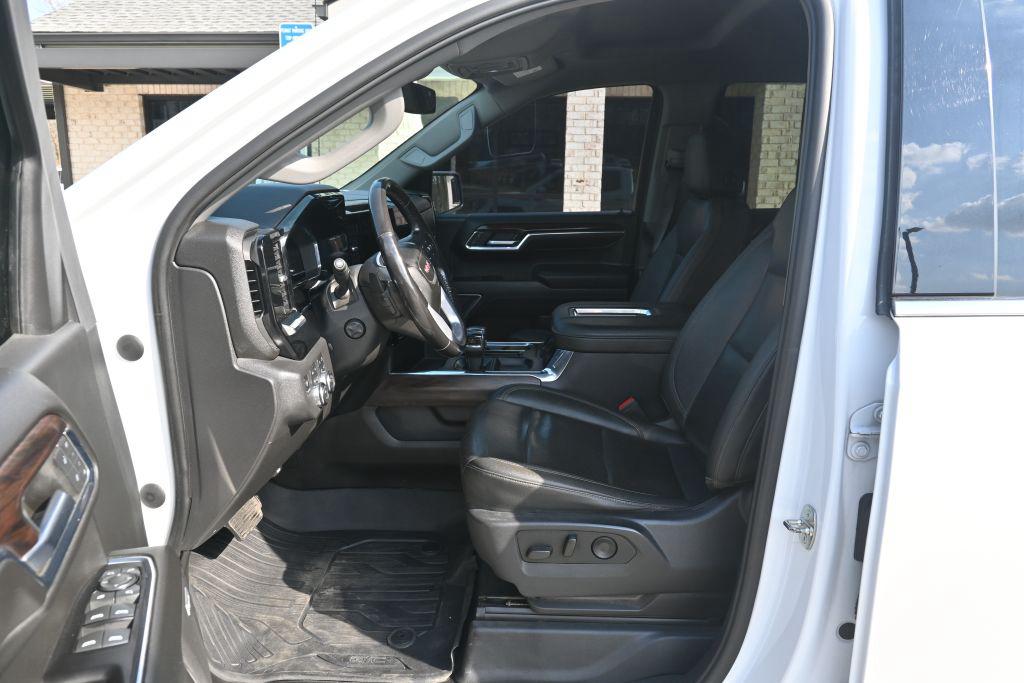 2022 GMC Sierra - $38,800