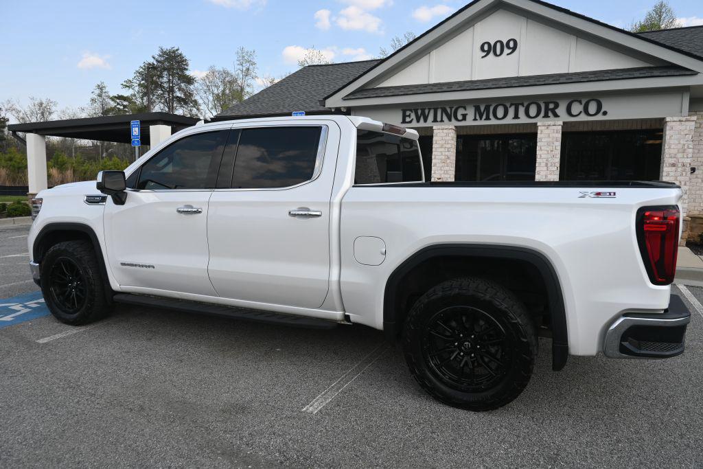 2022 GMC Sierra - $38,800