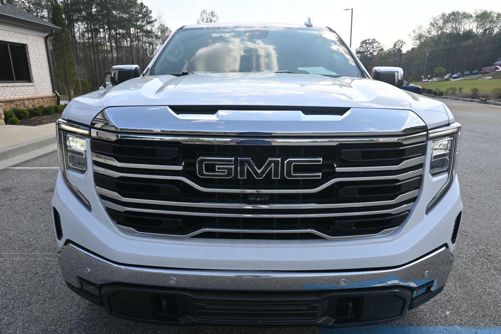 2022 GMC Sierra - $38,800