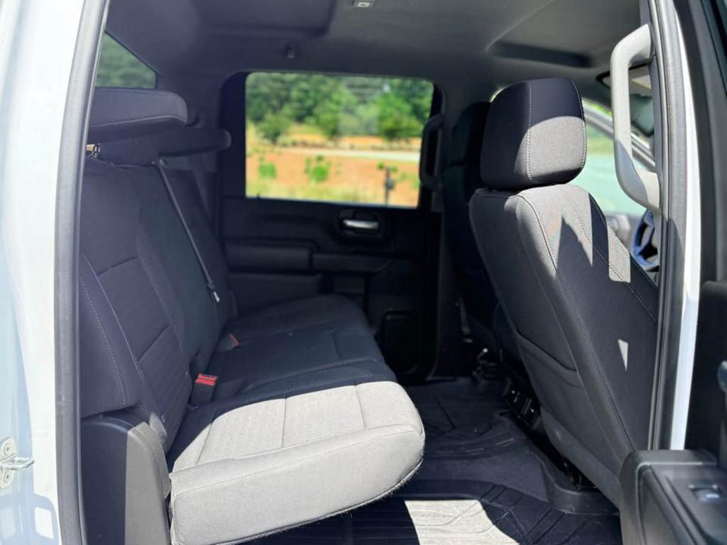 2024 Chevrolet Silverado 2500HD Crewcab Z71 4X4 - $45,500
