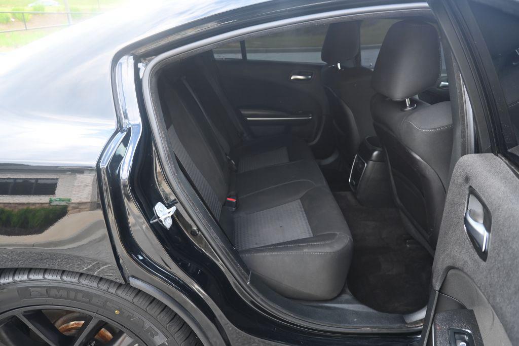 2019 Dodge Charger - $26,800