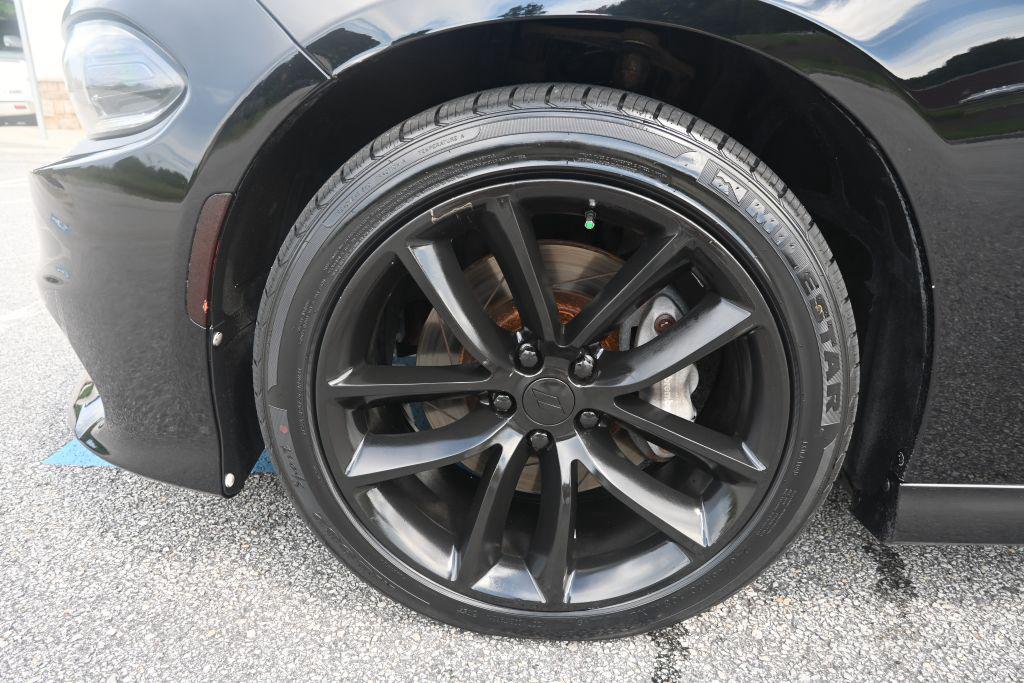 2019 Dodge Charger - $26,800