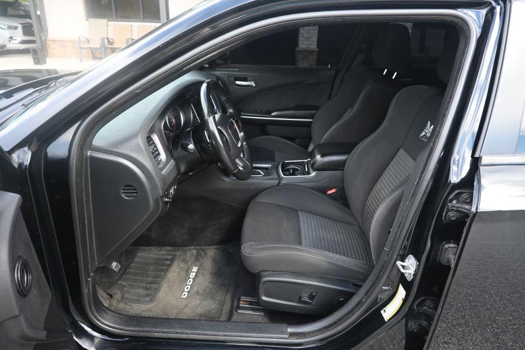 2019 Dodge Charger - $26,800