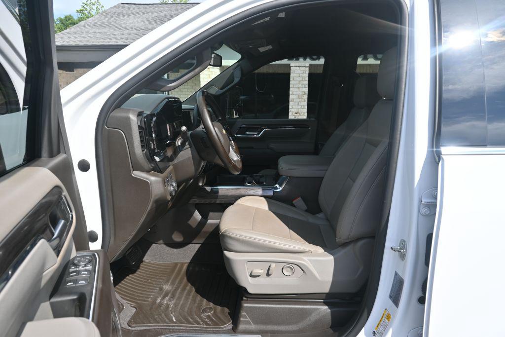 2024 Chevrolet Silverado 2500HD LTZ Crew Cab 4X4 - $65,800