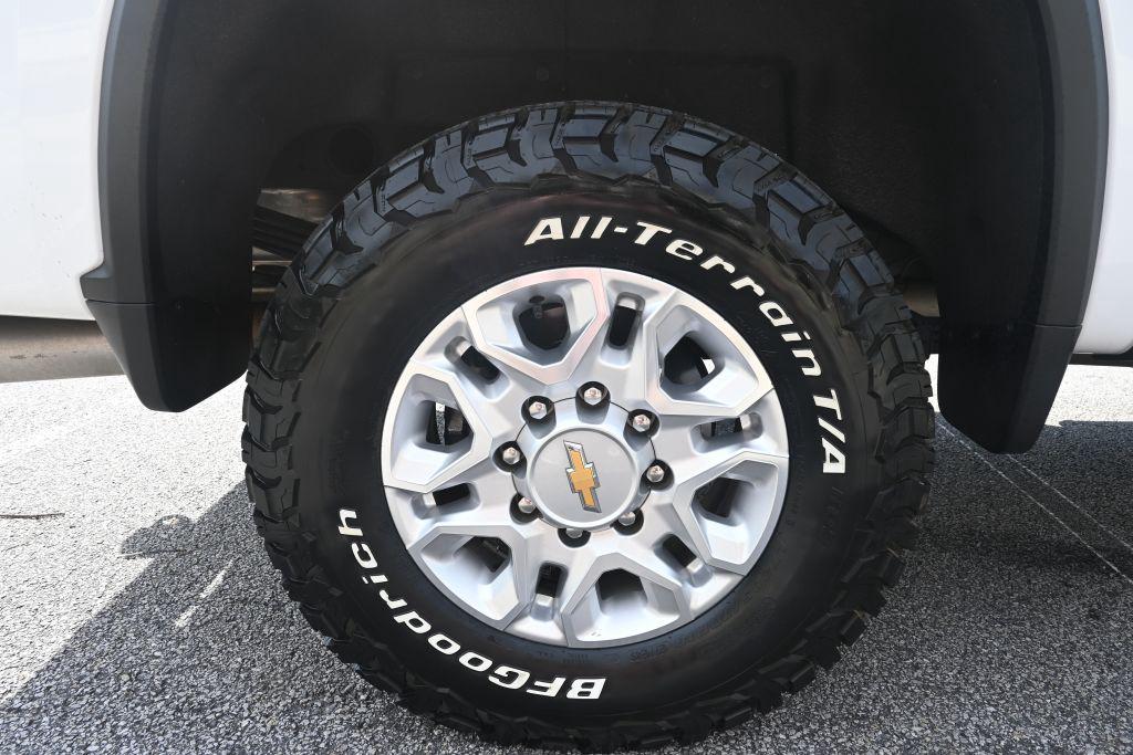 2024 Chevrolet Silverado 2500HD LTZ Crew Cab 4X4 - $65,800