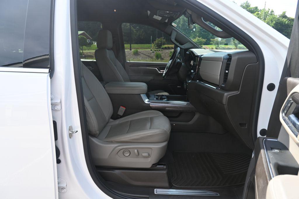2024 Chevrolet Silverado 2500HD LTZ Crew Cab 4X4 - $65,800