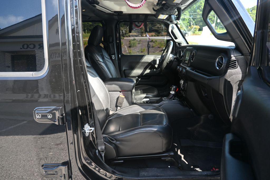 2020 Jeep Gladiator - $21,500