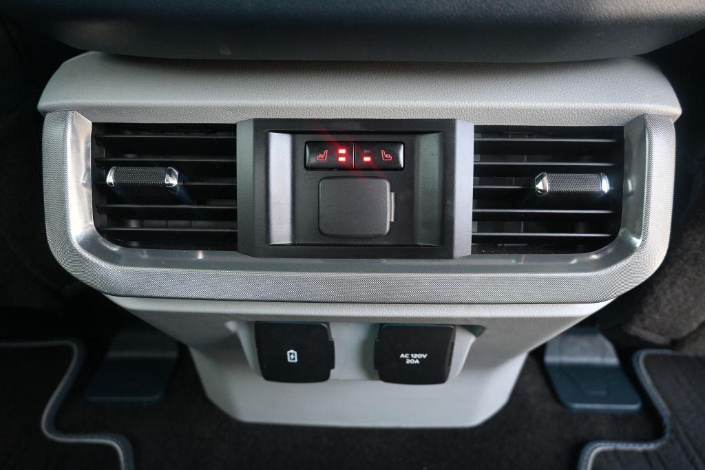 2023 Ford F-150 - $44,900