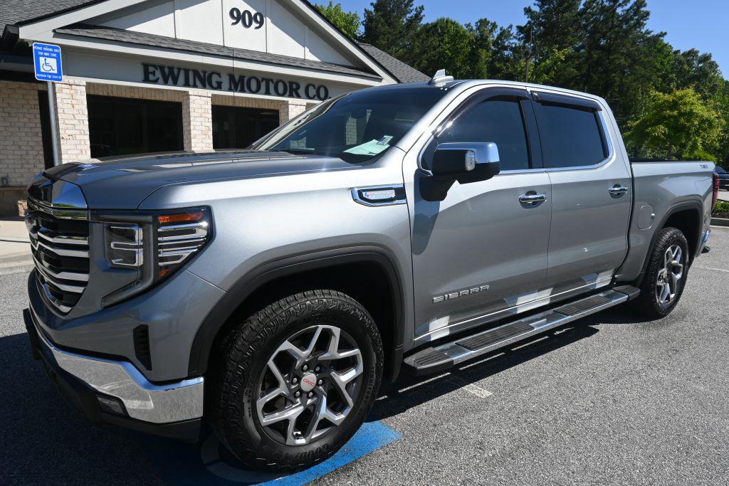 2023 GMC Sierra - $44,900