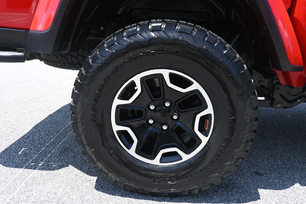 2020 Jeep Gladiator - $26,800