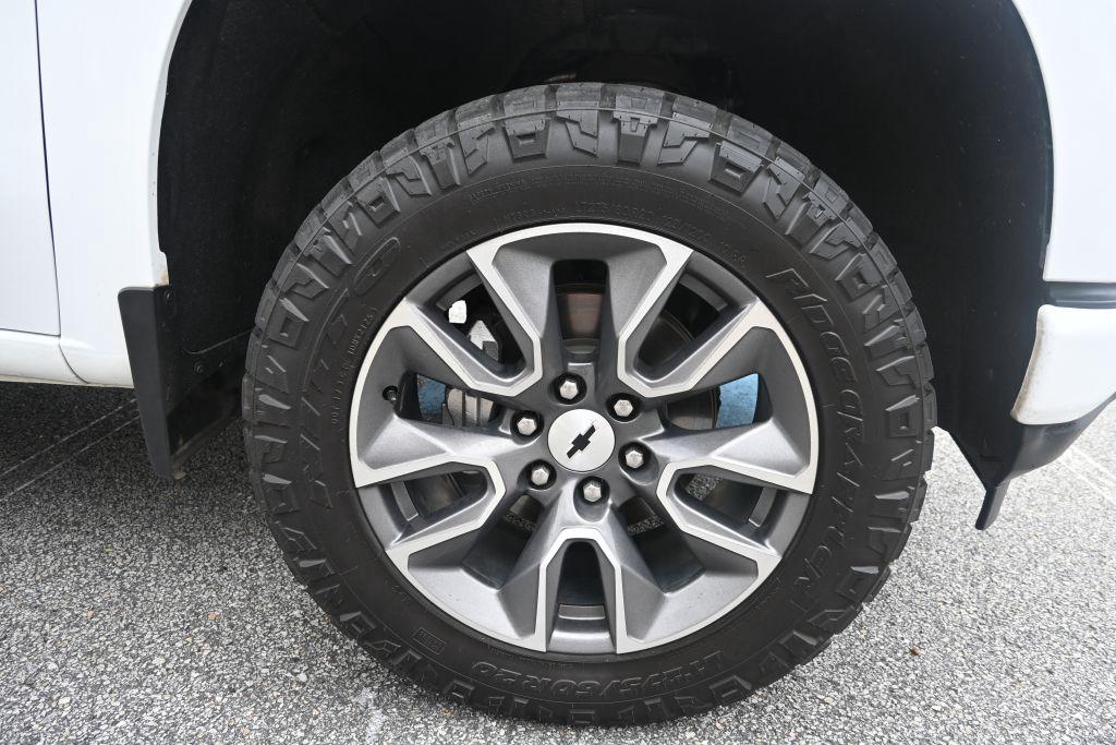 2022 Chevrolet Silverado Ltd - $32,800