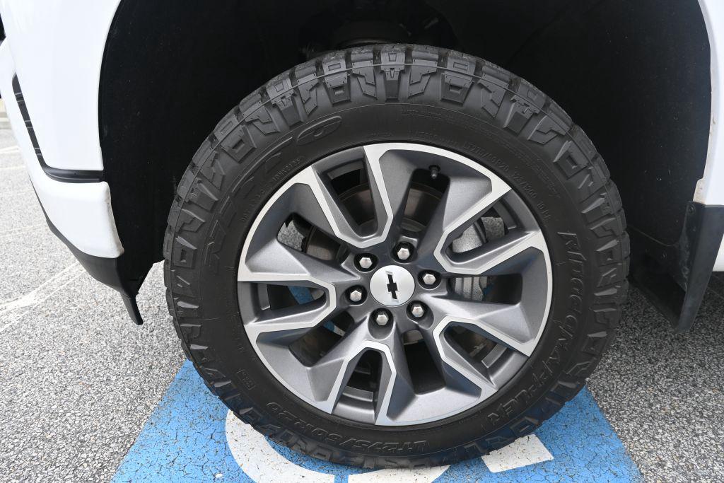 2022 Chevrolet Silverado Ltd - $32,800
