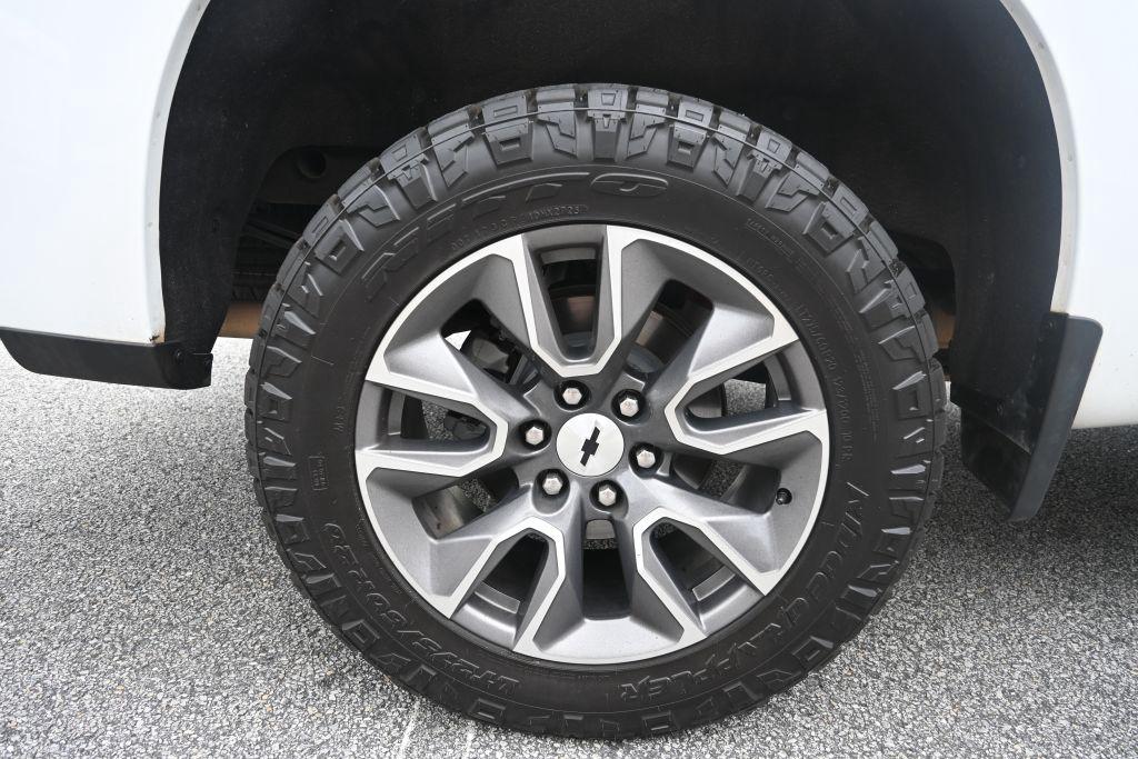 2022 Chevrolet Silverado Ltd - $32,800