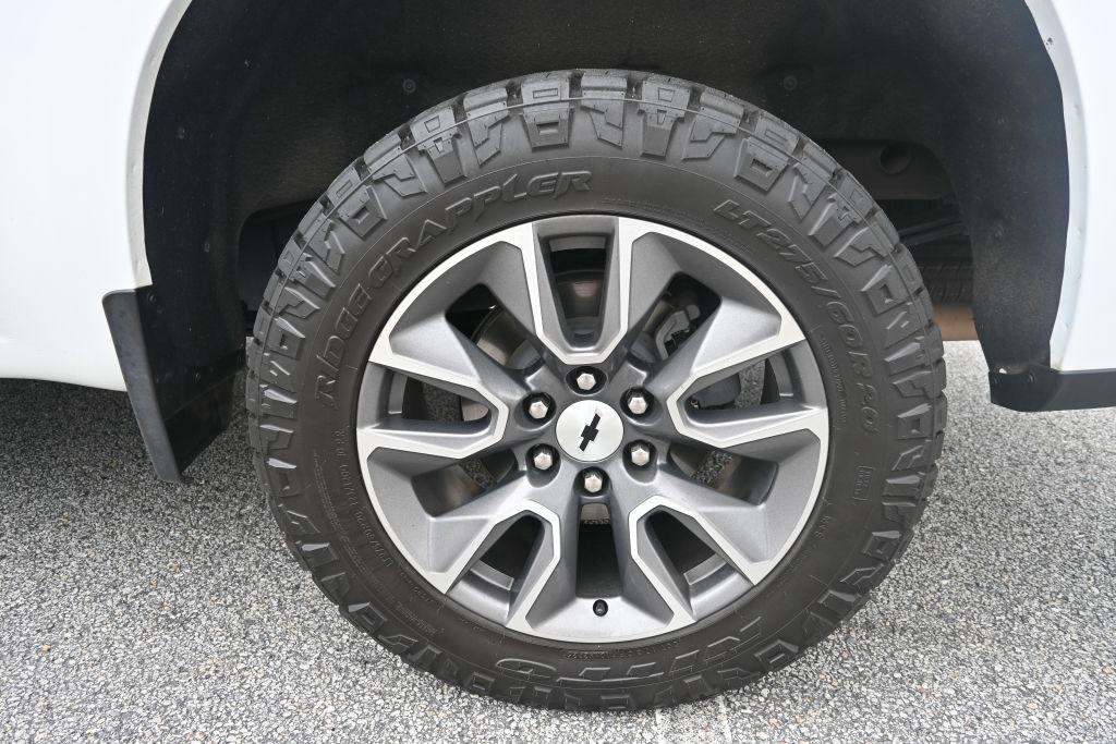 2022 Chevrolet Silverado Ltd - $32,800