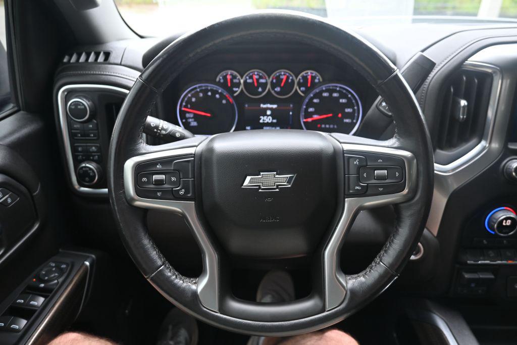 2022 Chevrolet Silverado Ltd - $32,800
