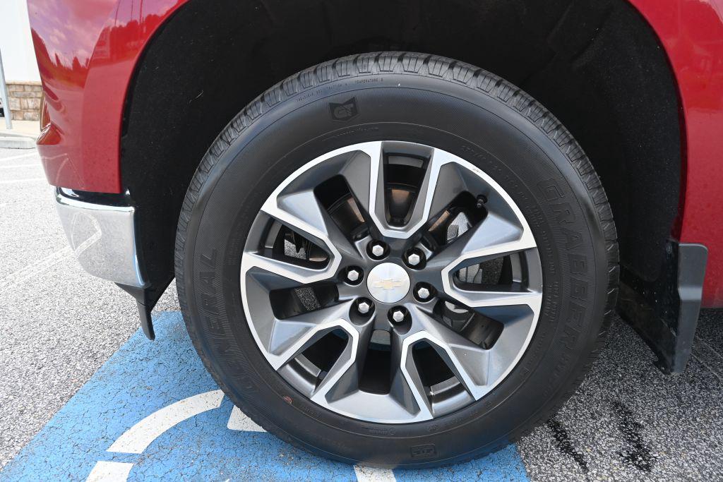 2022 Chevrolet Silverado - $31,500