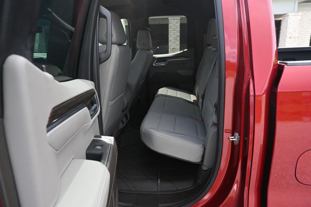 2022 Chevrolet Silverado - $31,500