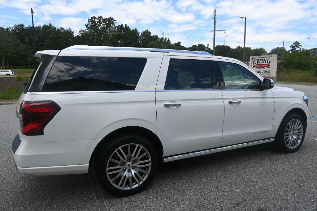 2022 Ford Expedition - $52,900