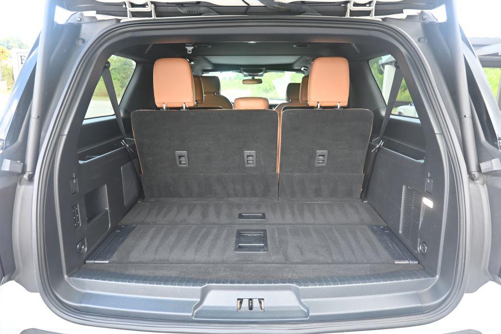 2022 Ford Expedition - $52,900