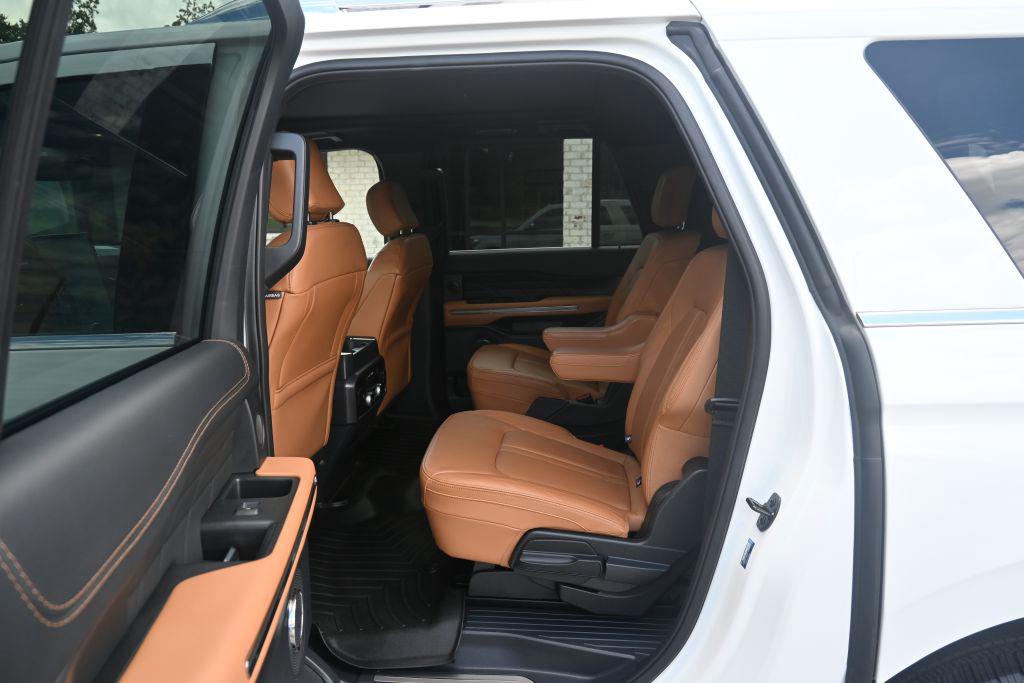 2022 Ford Expedition - $52,900
