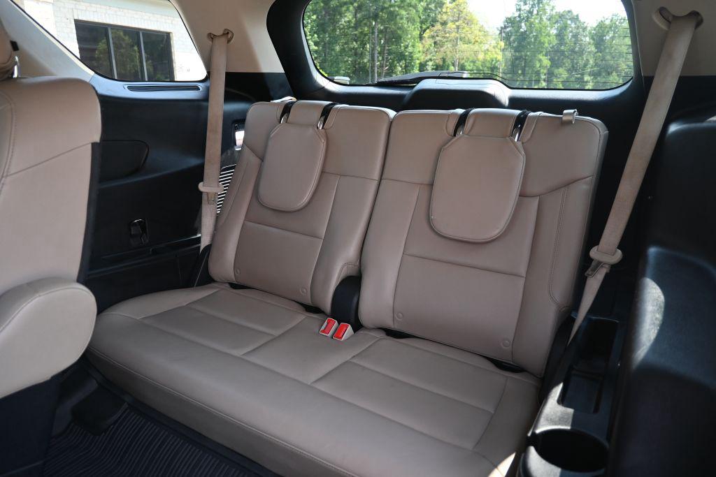 2020 Ford Explorer - $19,800
