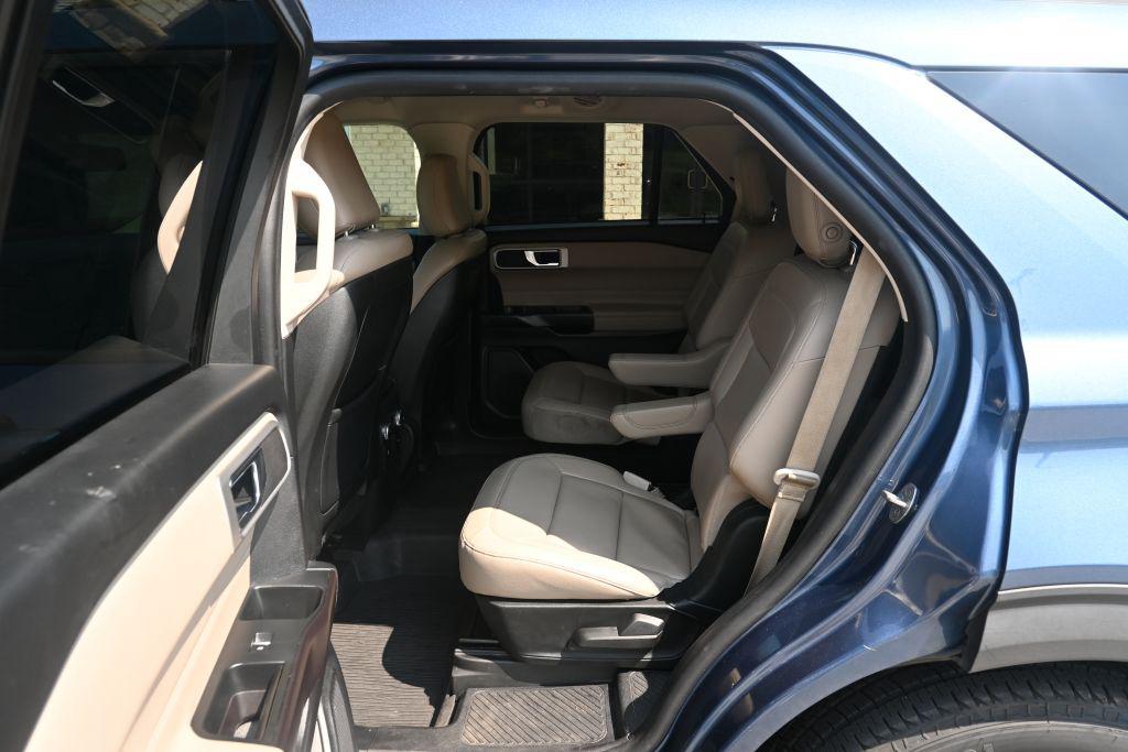 2020 Ford Explorer - $19,800