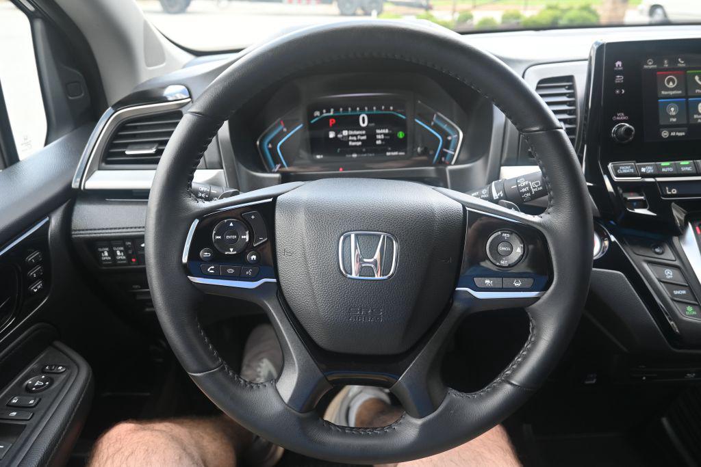 2023 Honda Odyssey - $34,800