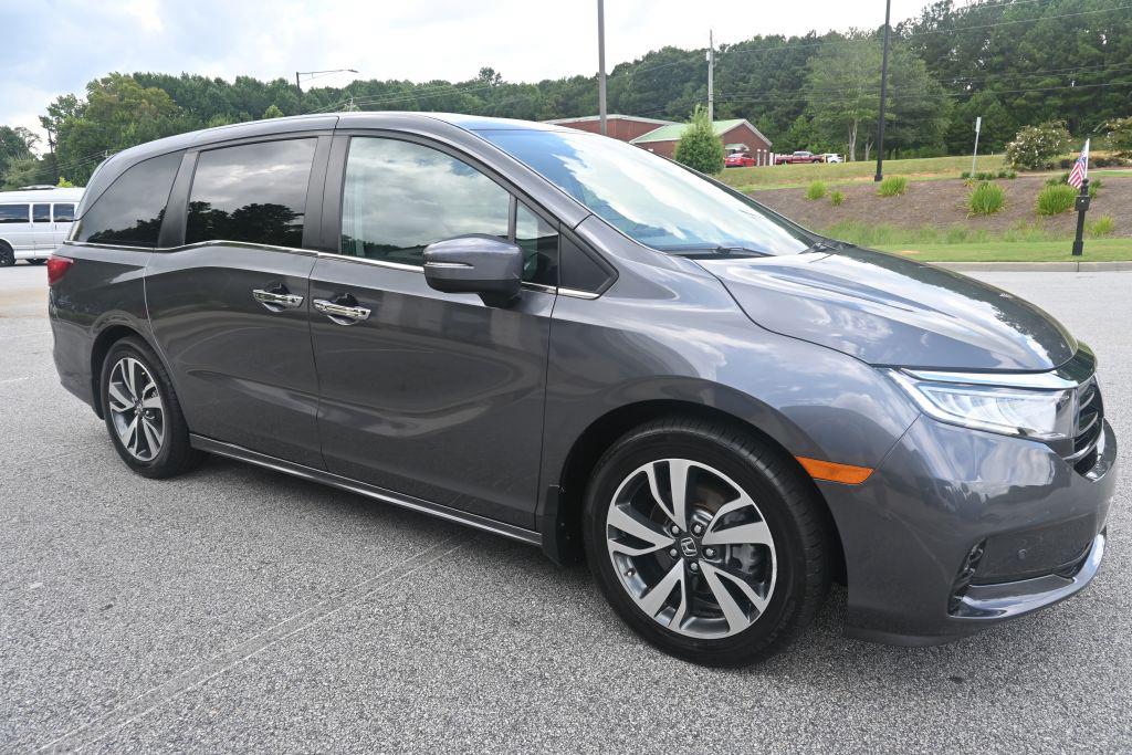 2023 Honda Odyssey - $34,800