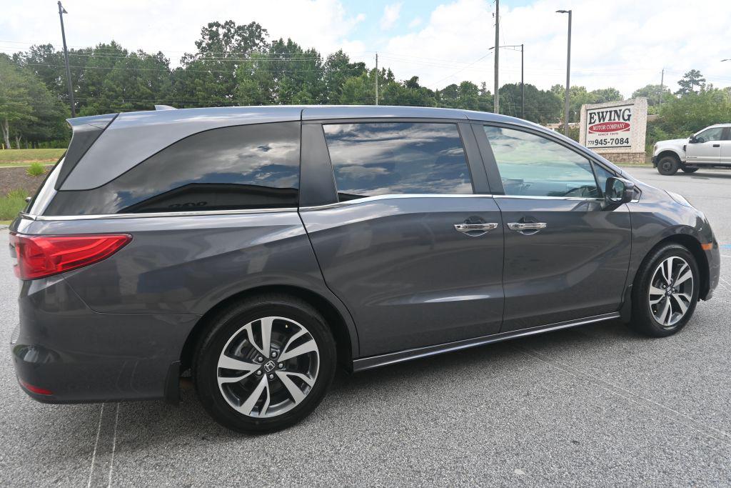 2023 Honda Odyssey - $34,800